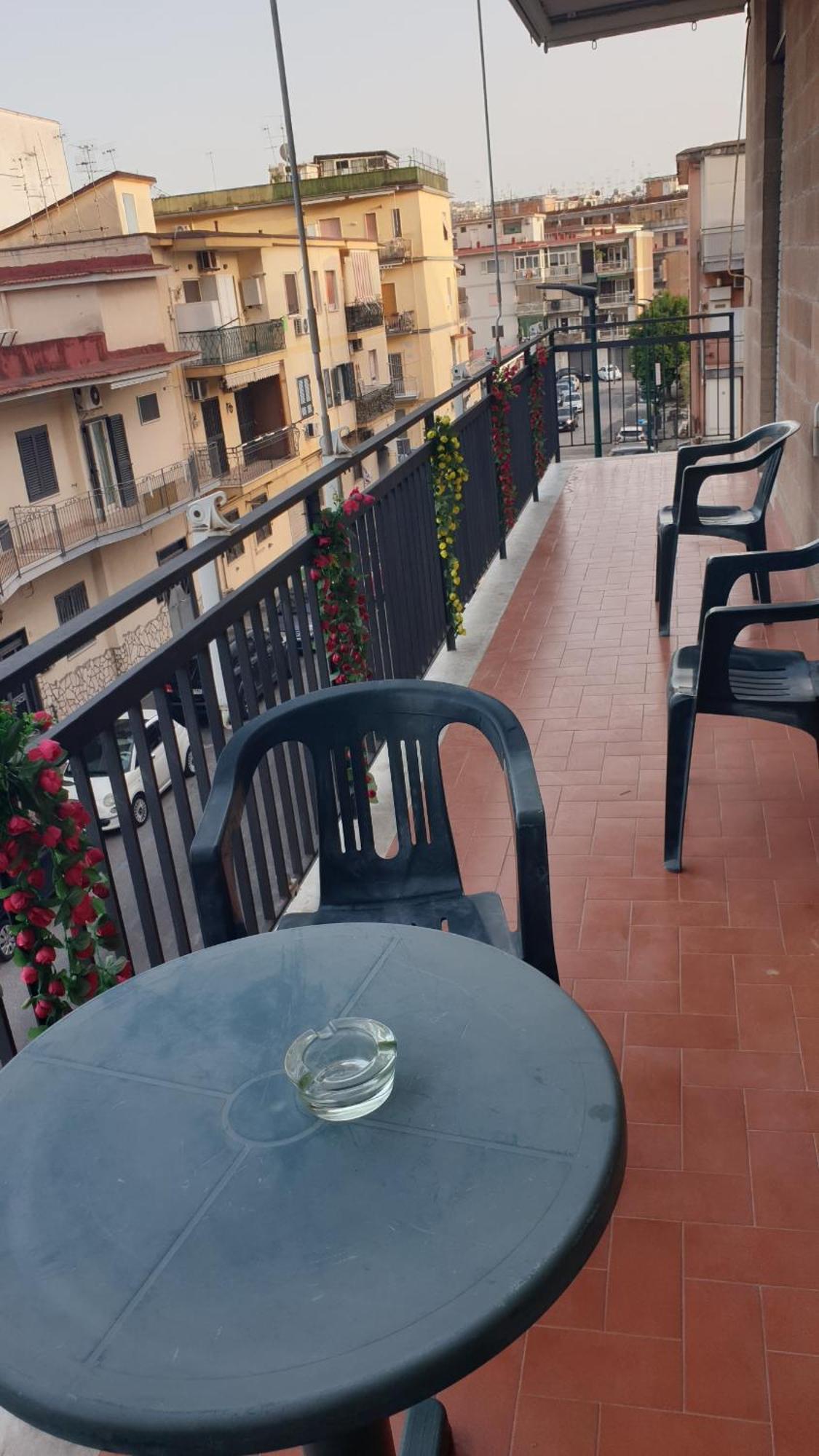 Napoli Stadio - 3 Bedrooms - 2 Bathrooms - Free Park Exterior foto