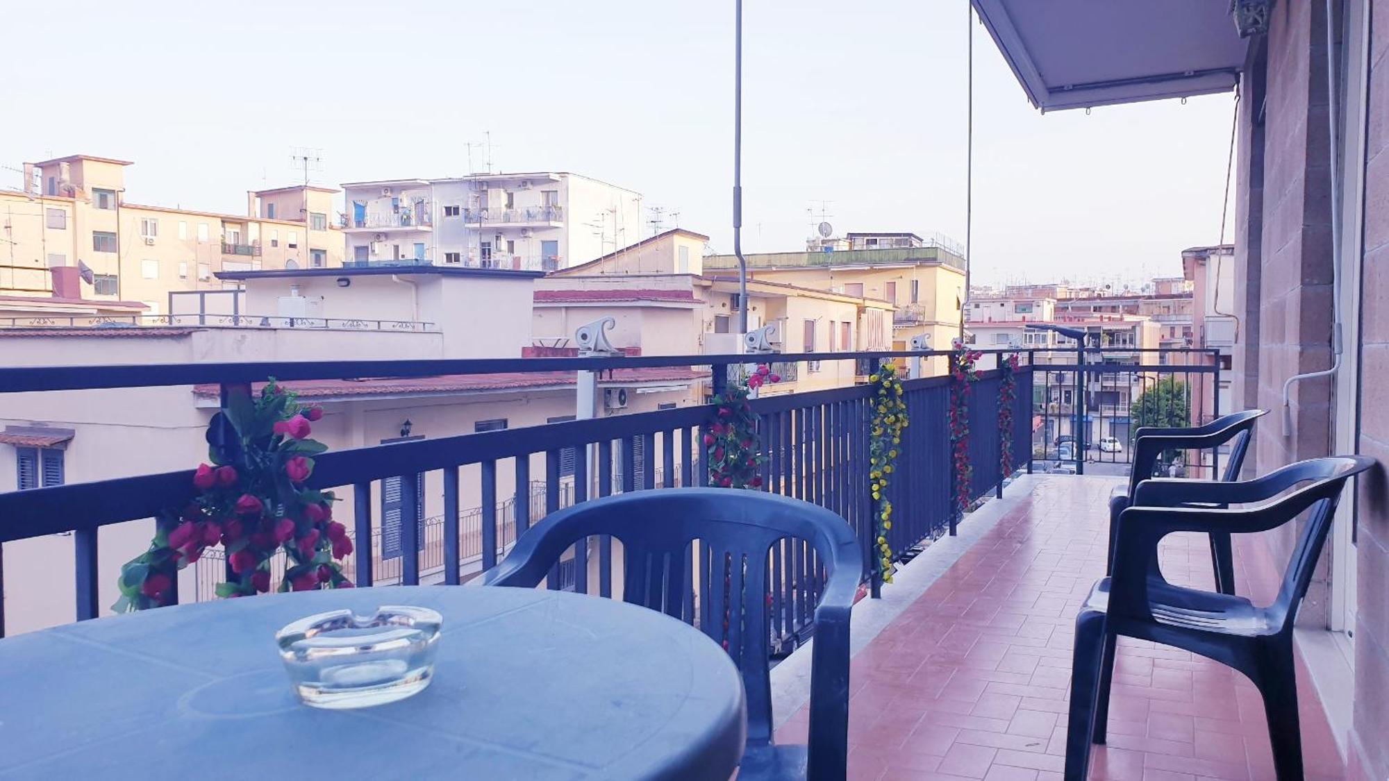 Napoli Stadio - 3 Bedrooms - 2 Bathrooms - Free Park Exterior foto